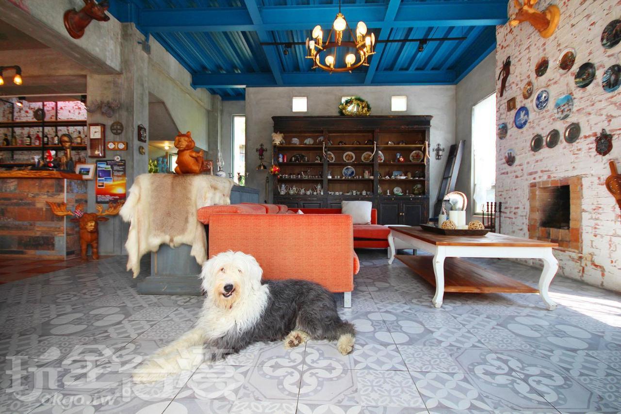 Moose & Squirrel Bed & Breakfast Renai Exterior foto