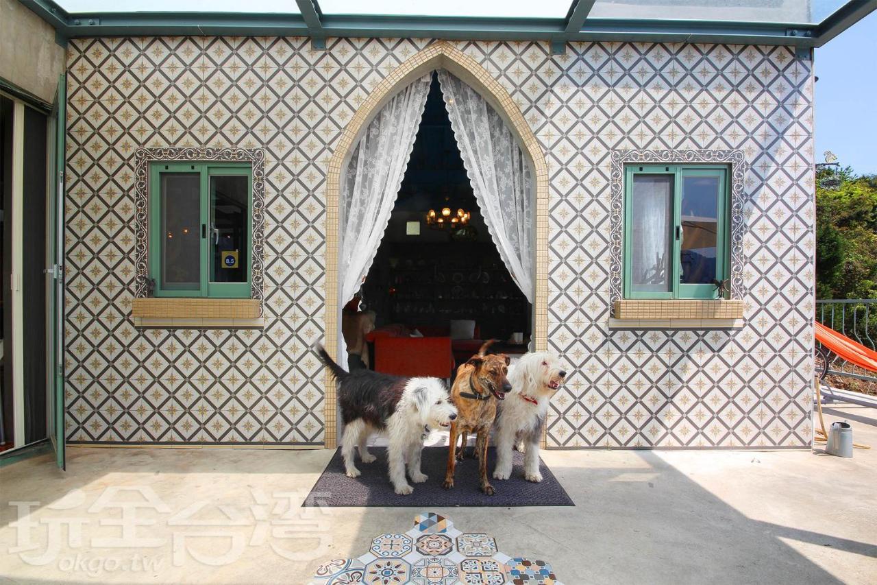 Moose & Squirrel Bed & Breakfast Renai Exterior foto