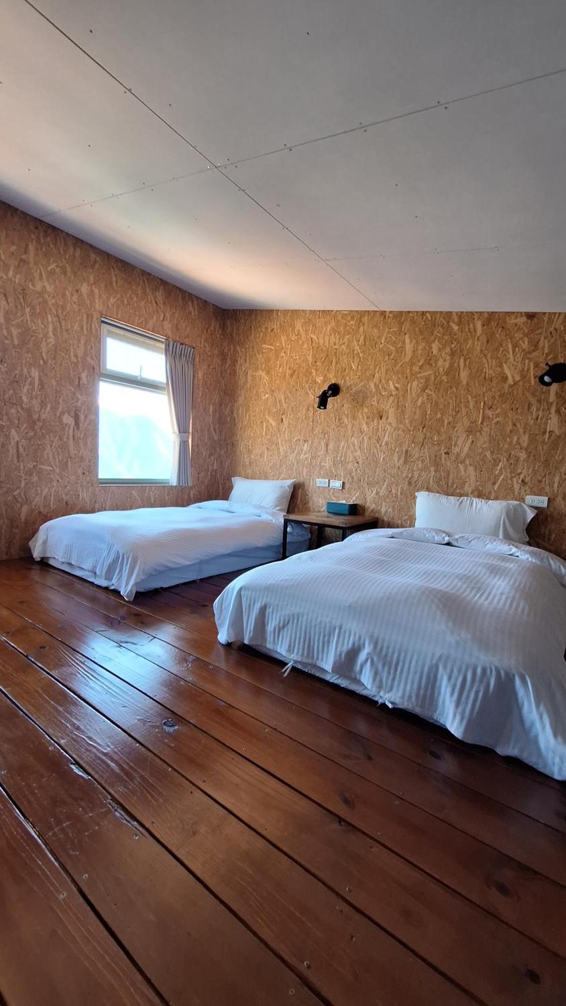 Moose & Squirrel Bed & Breakfast Renai Exterior foto