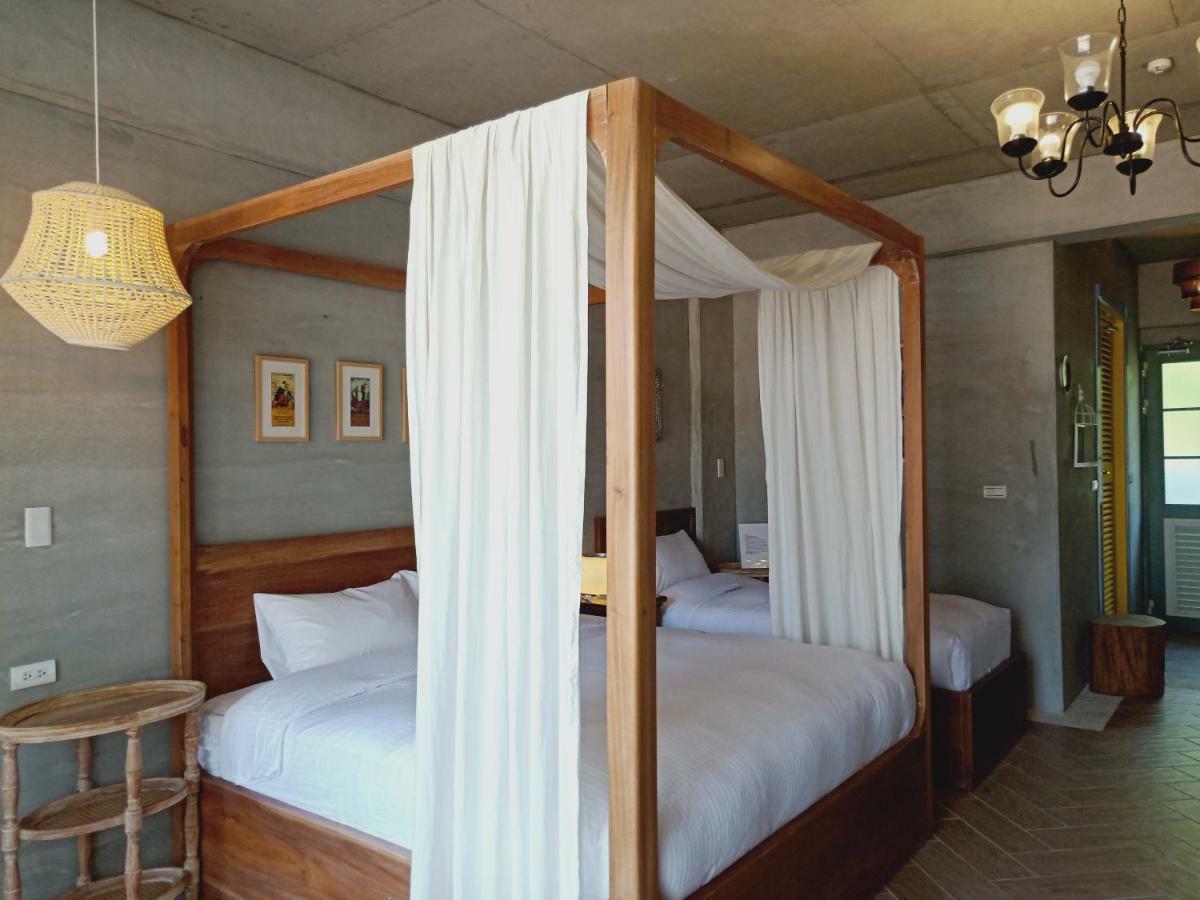 Moose & Squirrel Bed & Breakfast Renai Exterior foto